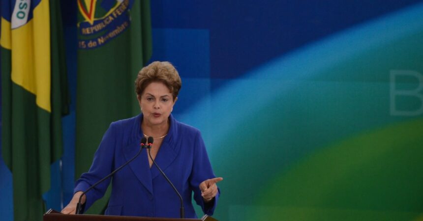 Dilma Rousseff anuncia pacote de medidas anti-corrupção