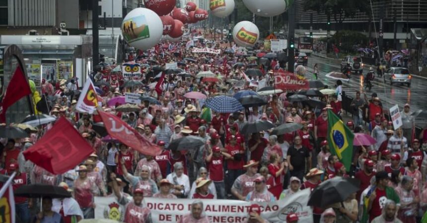 Manifestações populares marcaram o mês de março