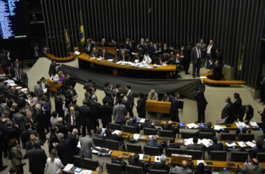 Em Brasília, diretores do Sindicato acompanham votação de medidas provisórias pelo Senado