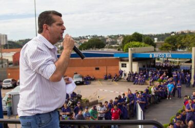 Sindicato realiza assembleia de esclarecimento na Sifco