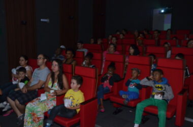 Cinema lotado em mais uma “Sessão Pipoquinha”