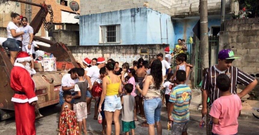 Campanha “Seja Presente Neste Natal” arrecada milhares de brinquedos