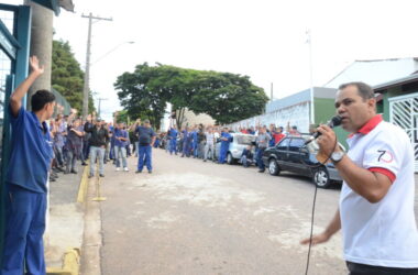 EBF Vaz em estado de greve