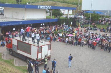 Acordo de compensação de horas é renovado na Foxconn II