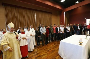 Bispo Dom Vicente celebra missa em ação de graças pelo Dia do Trabalho