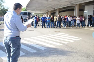 Compensação de horas e PLR pautaram assembleia na Mahle