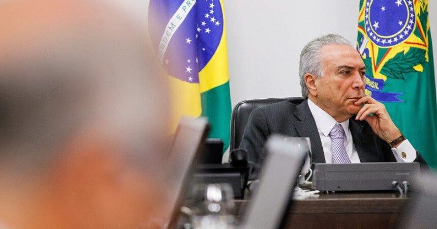 Temer articula com empresários e Congresso desmonte de direitos