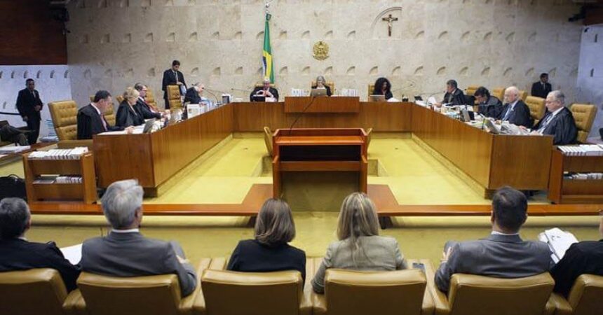 STF encerra sessão sem julgar recurso sobre terceirização