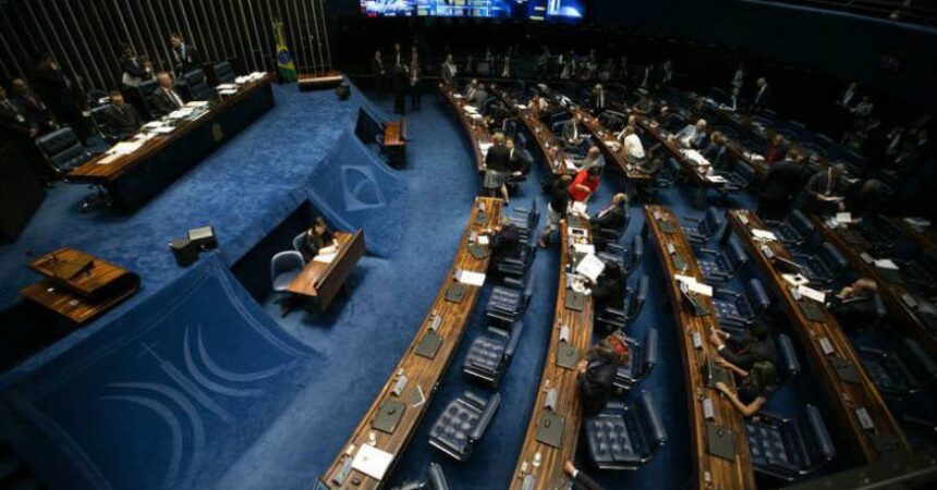 Projeto que congela gastos públicos é aprovado no Senado