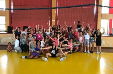 Aula de zumba e conscientização no Clube de Campo