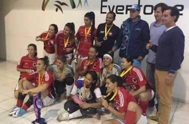 Equipe do Sindicato é campeã da 1 ª Copa Cajamar de Futsal Feminino