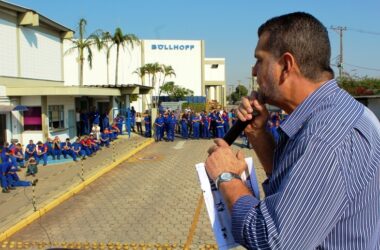 Campanha Salarial 2017: Sindicato convoca trabalhadores da Böllhoff e Neumayer Tekfor para Assembleia Geral