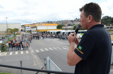 Trabalhadores da Continental votam pela manutenção do calendário