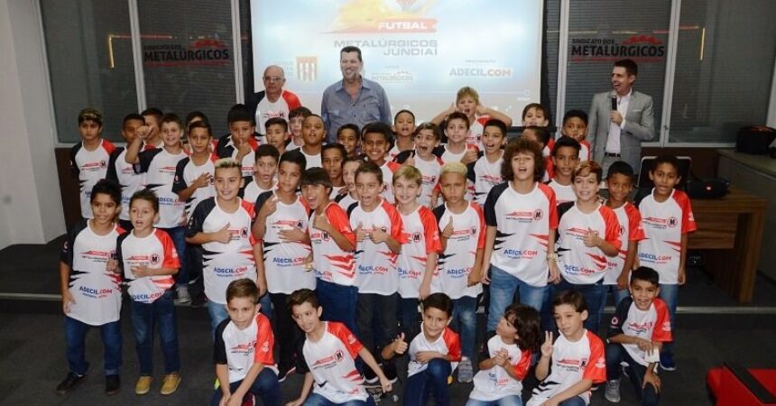 Metalúrgicos Futsal faz apresentação das equipes de iniciação para o Campeonato Paulista
