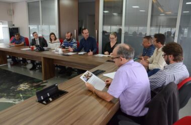 Saúde do trabalhador: sindicalistas e representantes municipais debatem projeto de centro de saúde