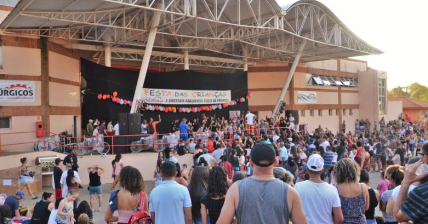 Calor, diversão e música coroaram o Dia das Crianças no Clube de Campo