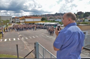 Continental: trabalhadores aprovam flexibilização de jornada