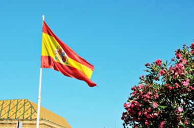 Espanha revoga reforma trabalhista precarizadora que não gerou empregos