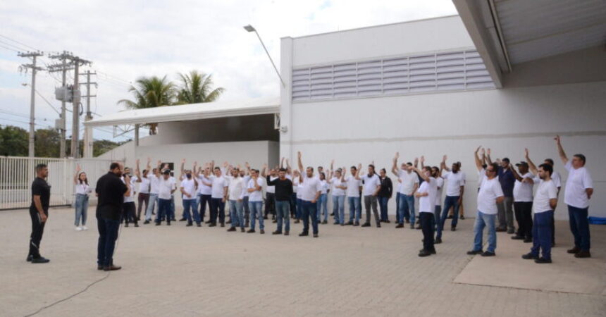 Trabalhadores da UFT do Brasil renovam acordo de jornada de trabalho