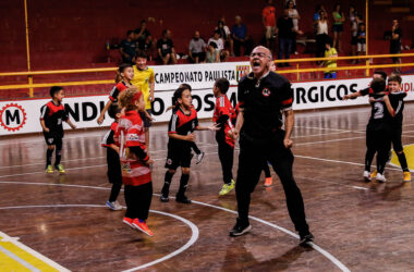 Time dos metalúrgicos é campeão da Copinha Sub7 de futsal