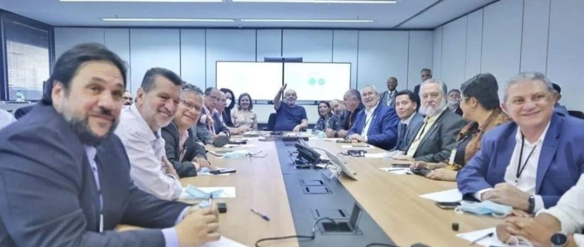 Eliseu, presidente do Sindicato, com Lula em Brasília: “propostas para a classe trabalhadora”.