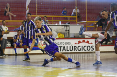 Quatro jogos na primeira rodada do Aberto de Futsal