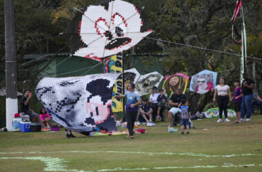 O 1° Festival Artístico de Pipas traz uma alegria colorida para o Clube de Campo