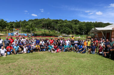 Grande confraternização dos amigos da TUSA Siemens no Clube de Campo