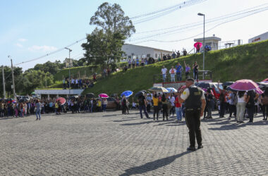 Trabalhadores da Foxconn Anhanguera aprovam calendário de folgas 2024