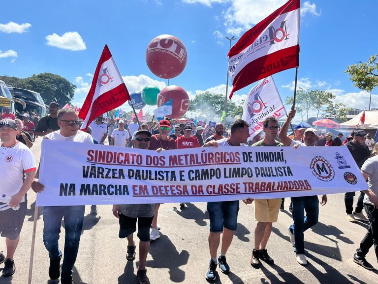 Brasília: plenária das centrais aprova atualização e prioridades da pauta da classe trabalhadora