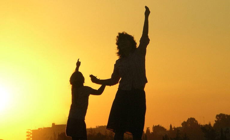 Homenagem às Mães: Heroínas do dia a dia!