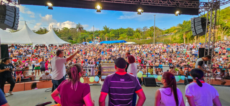 Linda festa das crianças dos Metalúrgicos reúne 12 mil pessoas no Clube de Campo