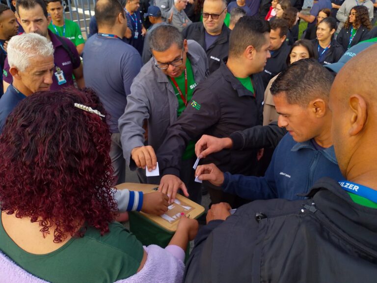 Em votação secreta, trabalhadores na Sulzer aprovam vale alimentação