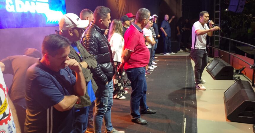 No primeiro de maio, Sindicato reafirma compromisso de luta No primeiro de maio, Sindicato reafirma compromisso de luta