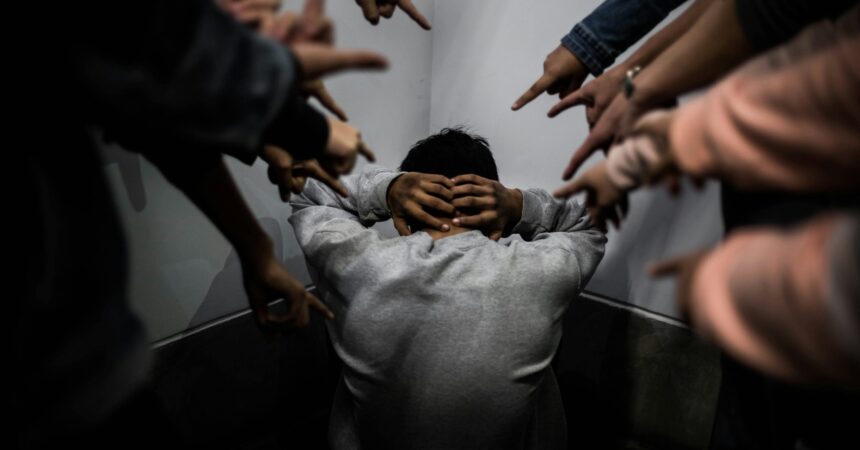 Assédio Moral e Práticas Antissindicais: dois erros que prejudicam empresas e trabalhadores Assédio Moral e Práticas Antissindicais: dois erros que prejudicam empresas e trabalhadores
