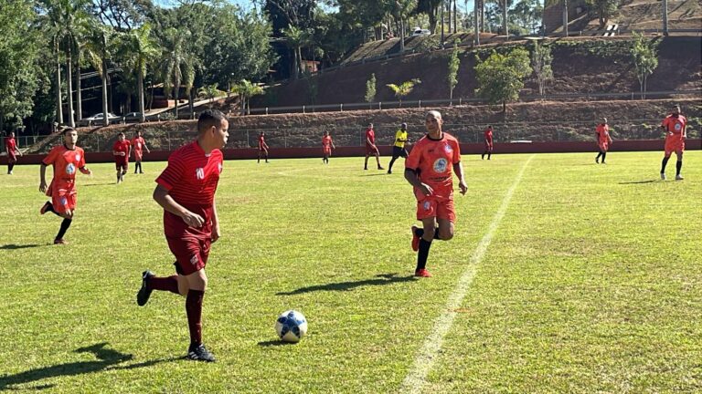 Chuva de gols no futebol dos metalúrgicos