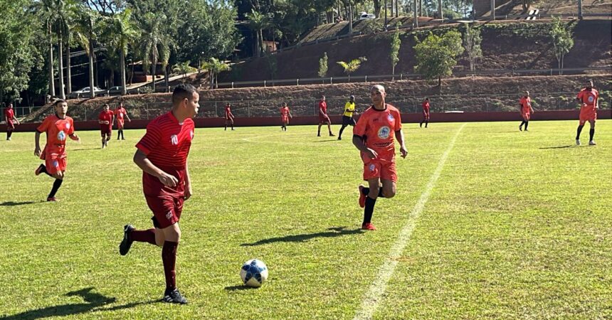 Chuva de gols no futebol dos metalúrgicos
