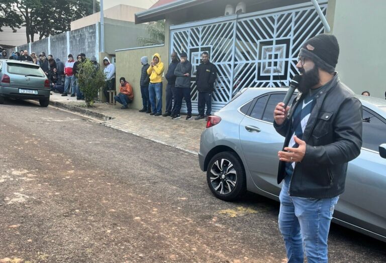 Trabalhadores na EBF cruzam os braços novamente