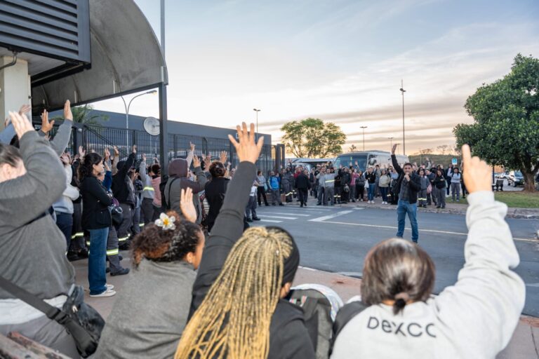 Trabalhadores na Dexco aprovam que Sindicato negocie com a empresa os mesmos direitos da campanha salarial da categoria