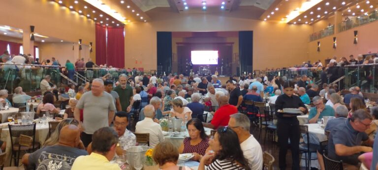 Festa dos Aposentados reúne confraternização e reconhecimento